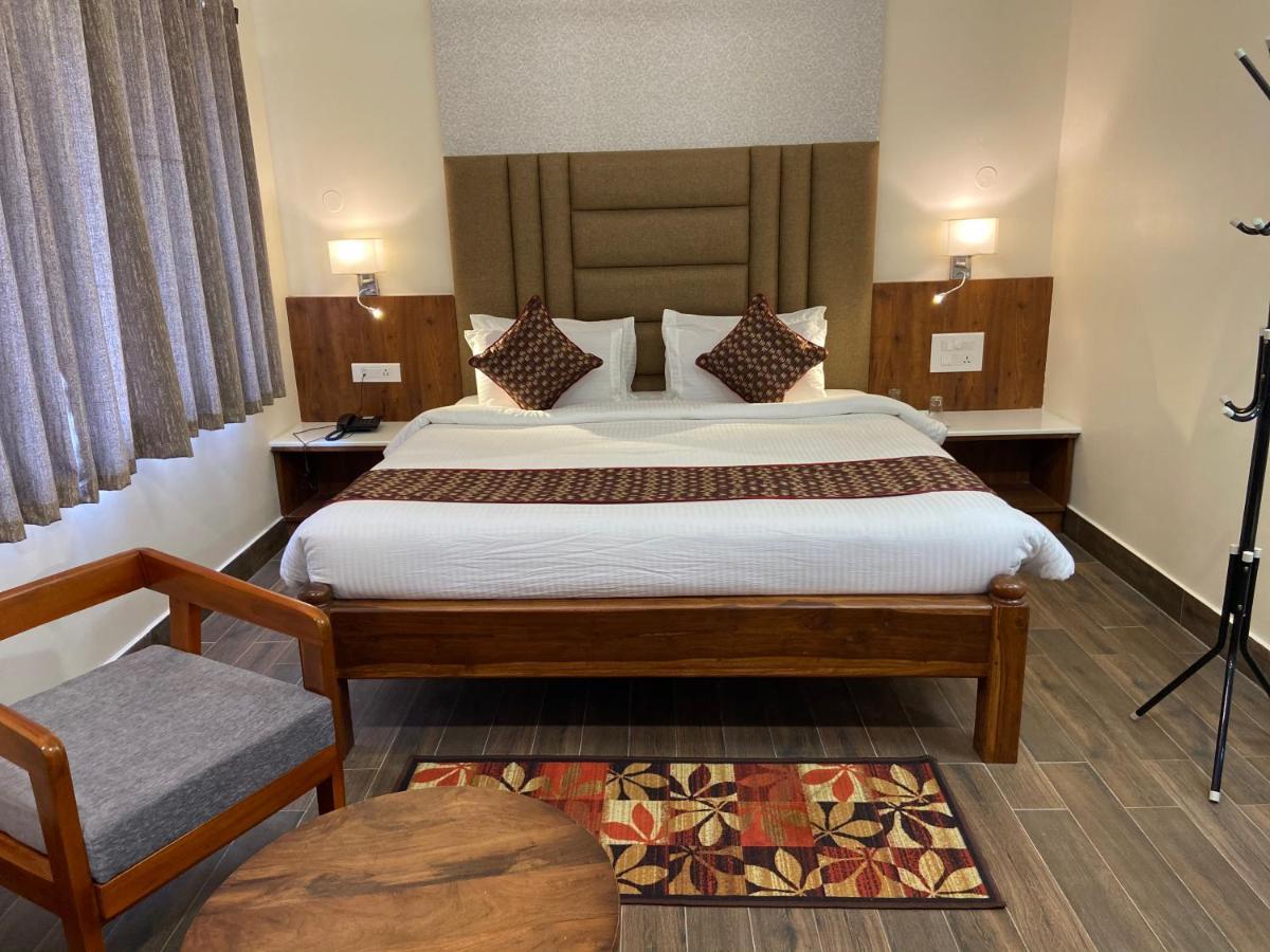 Le Shiv Executive Suite Theni Kültér fotó