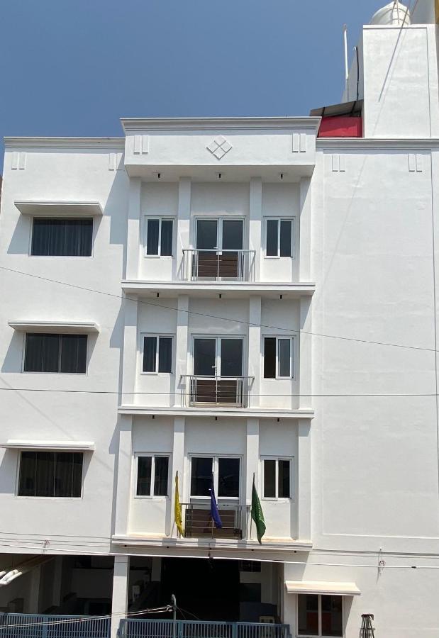 Le Shiv Executive Suite Theni Kültér fotó