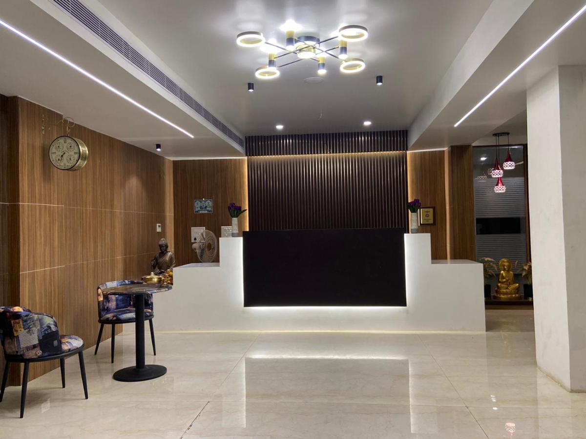 Le Shiv Executive Suite Theni Kültér fotó