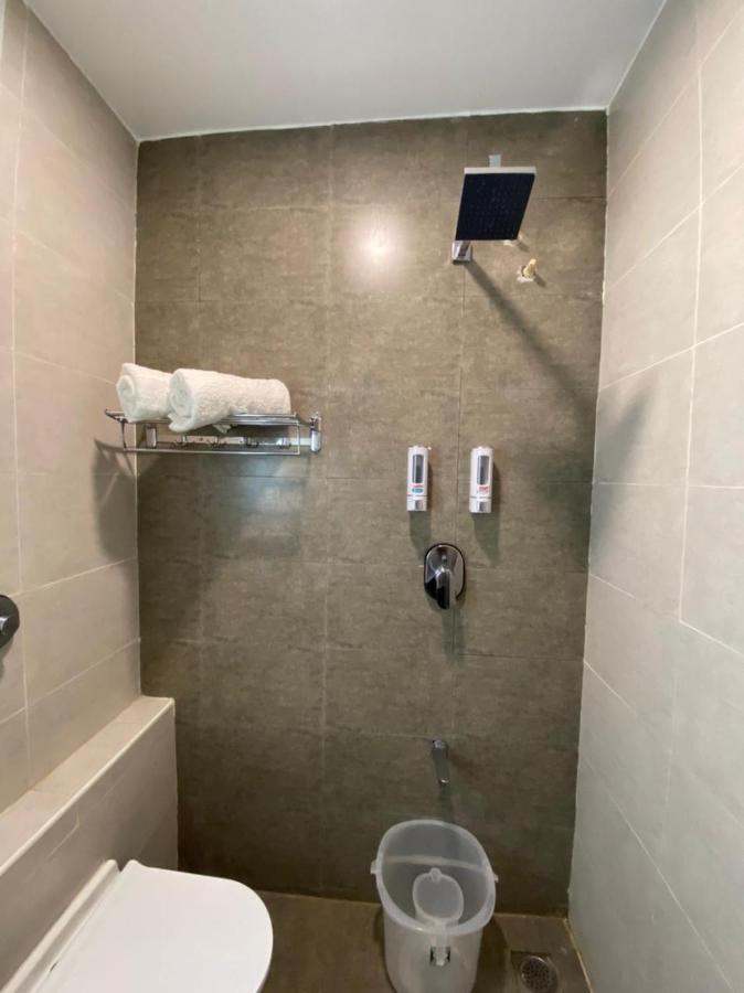 Le Shiv Executive Suite Theni Kültér fotó